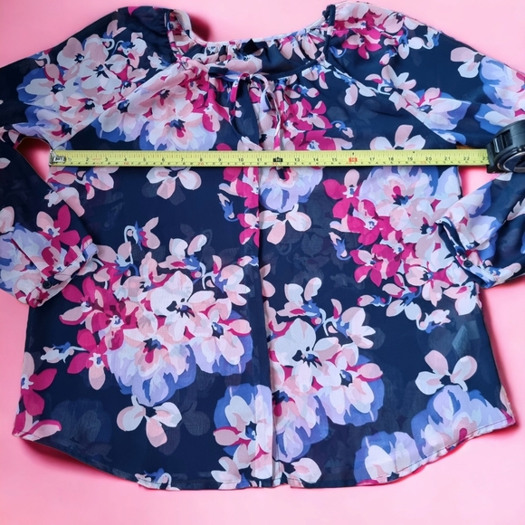 Gap Sheer Floral Flowy Blouse - Picture 8 of 8